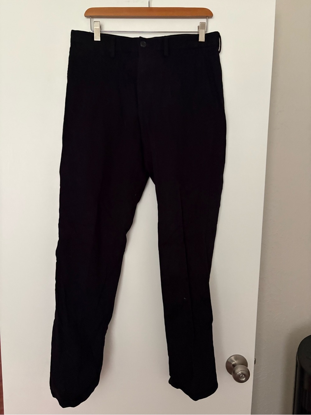 Old Navy Men's Black Chinos - Straight Leg